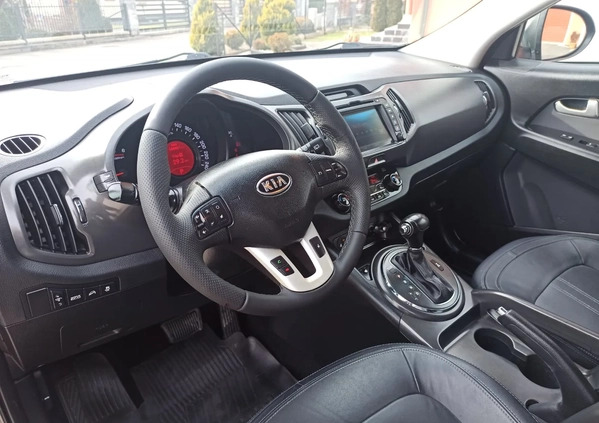 Kia Sportage cena 49900 przebieg: 186214, rok produkcji 2012 z Łasin małe 704